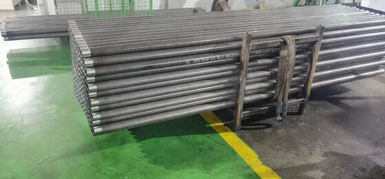 Batang Bor Wireline Baja Karbon Bersertifikat ISO API 5DP dengan Fitur Pembersih Diri untuk Pengeboran Minyak dan Gas
